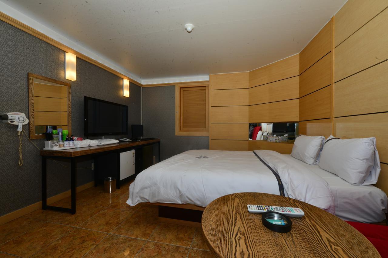 Daegu Mellow Motel Exterior foto